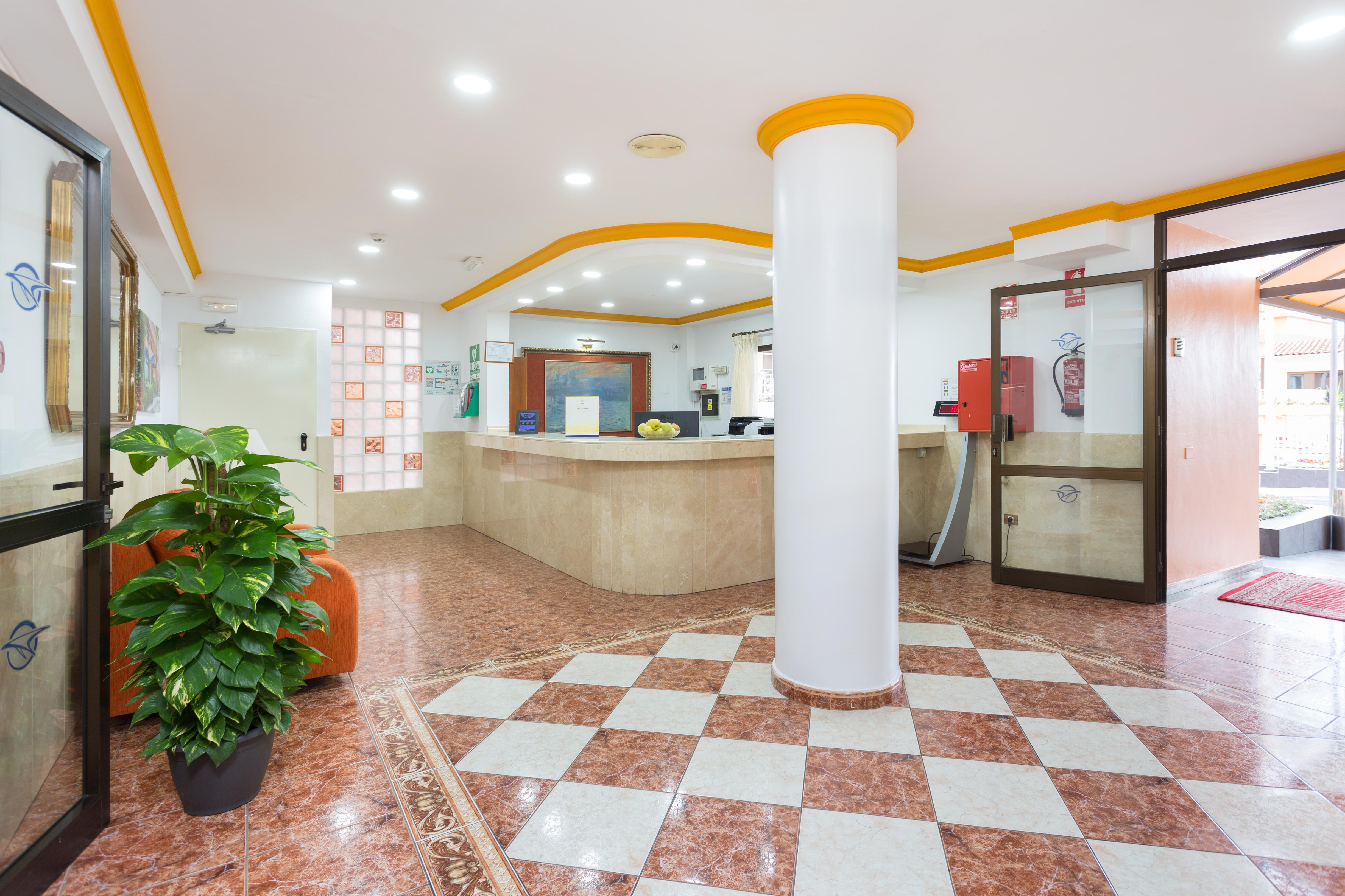 Globales Acuario Hotel Puerto de la Cruz  Exterior photo