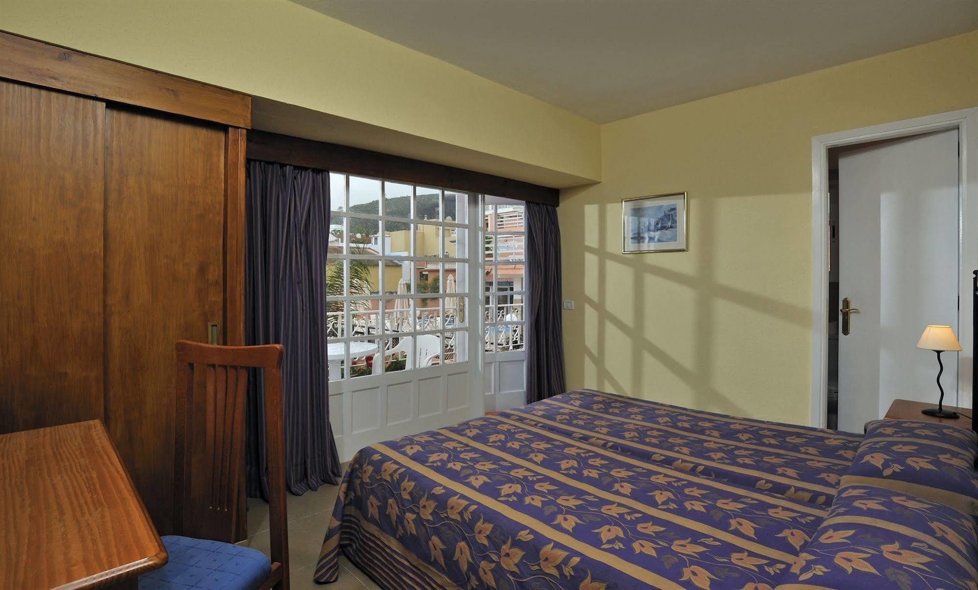 Globales Acuario Hotel Puerto de la Cruz  Exterior photo